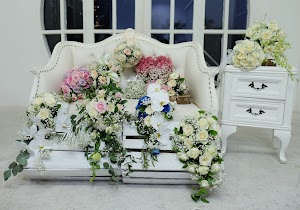 FLOVELY.ID FLORIST SHOP FLOVELY.ID FLORIST SHOP